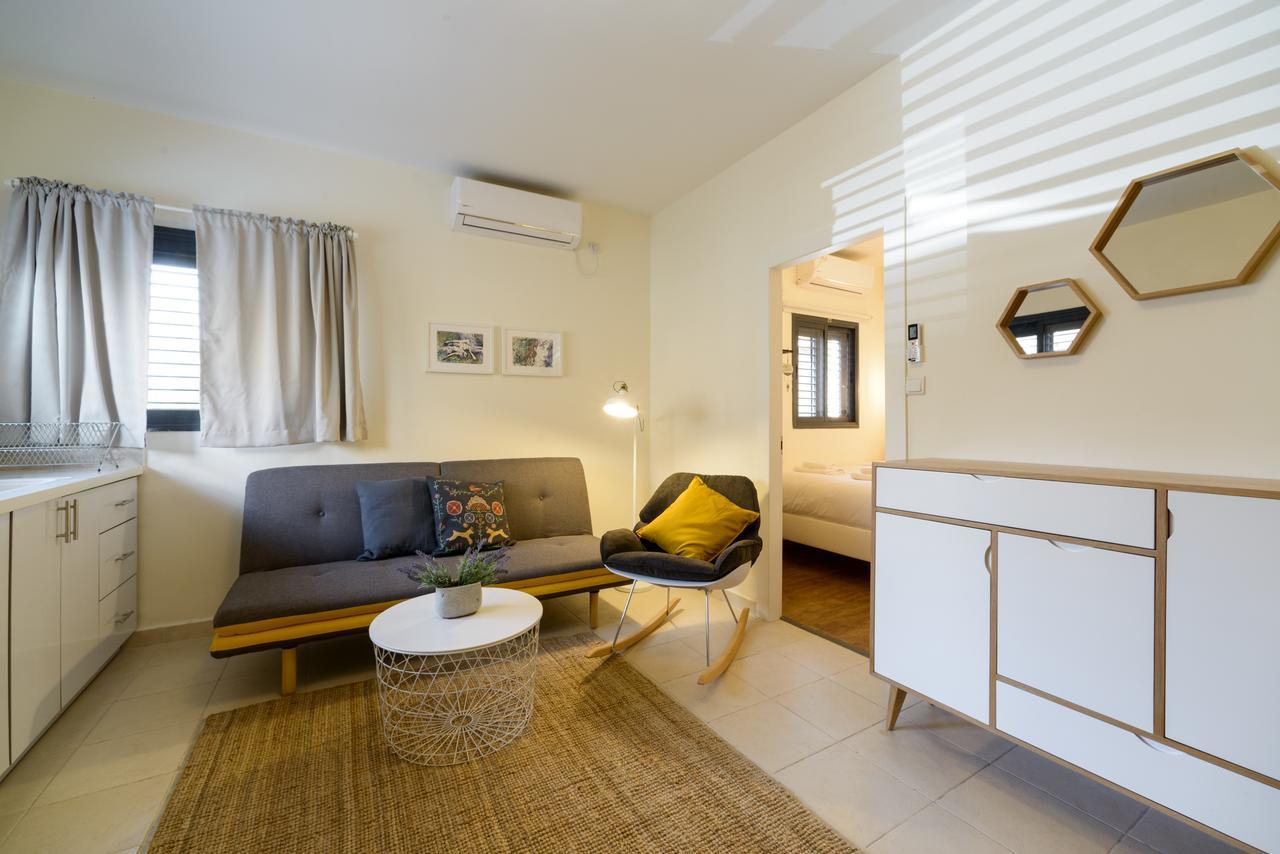 Luka 15 - By Beach Apartments Tlv Tel Aviv Room photo
