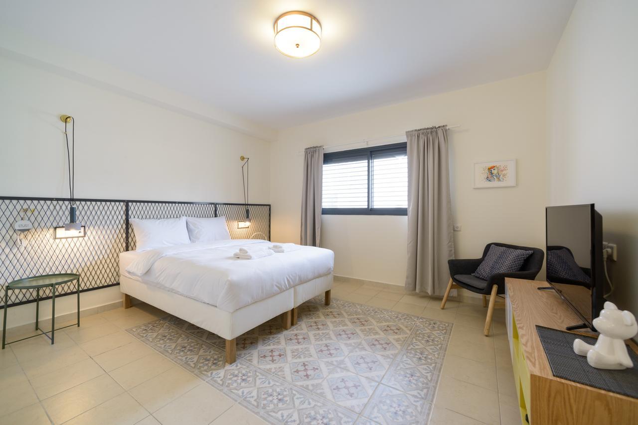 Luka 15 - By Beach Apartments Tlv Tel Aviv Room photo